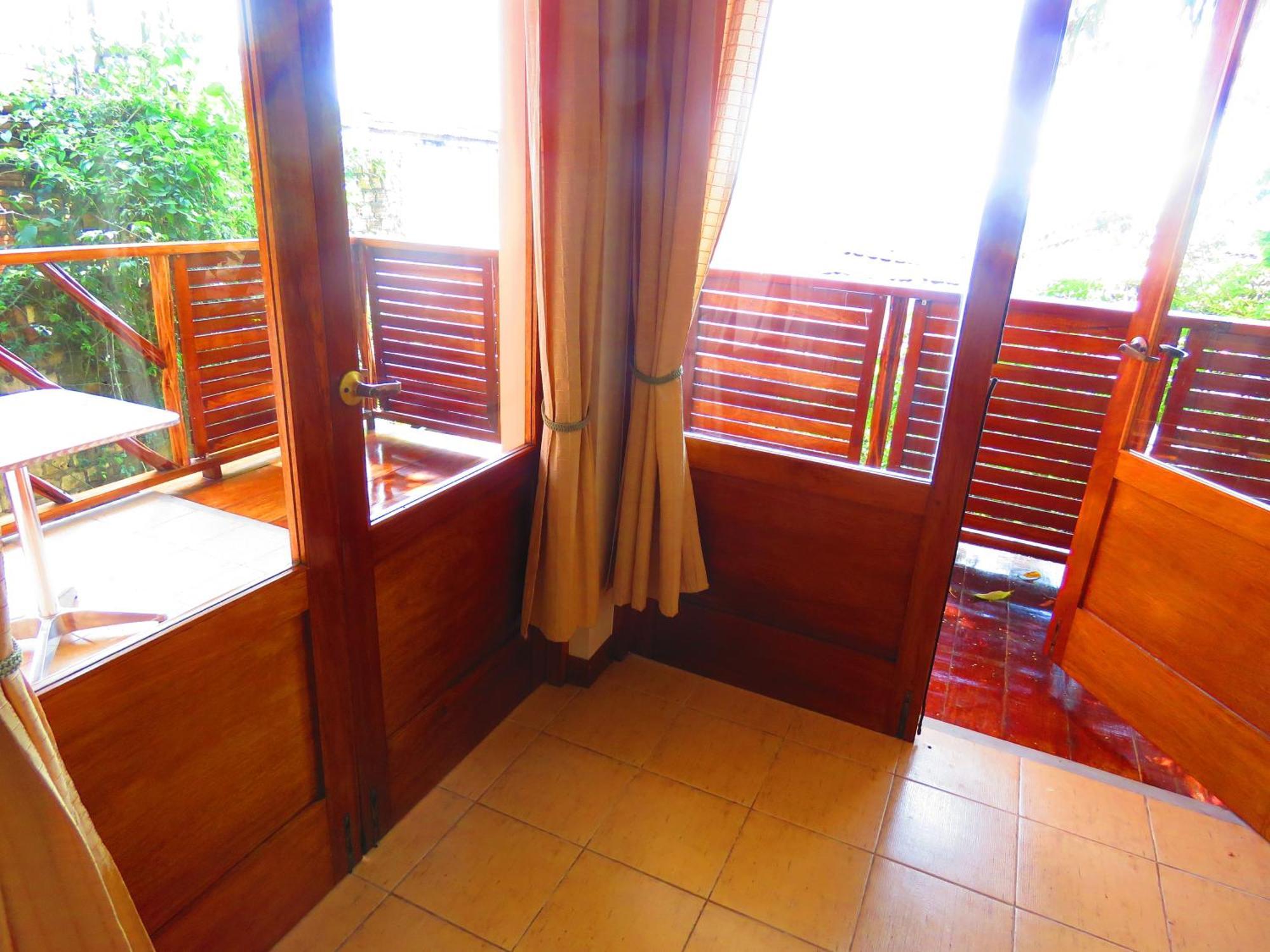 Boulevard 251 Riverside Apartments Икитос Номер фото